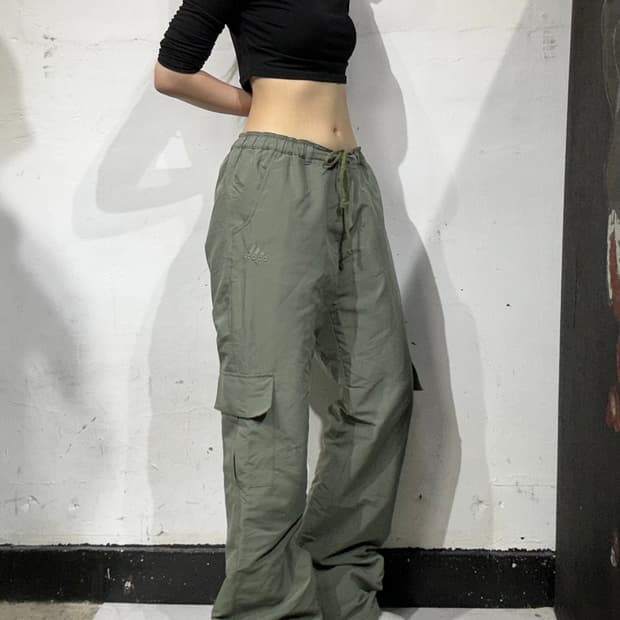 아디다스 유틸리티 카키 카고 바지 와이드 트랙팬츠 