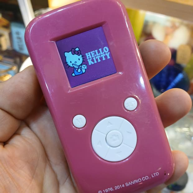 빈티지 산리오 헬로키티 디지털 카메라 (실사첨부)
