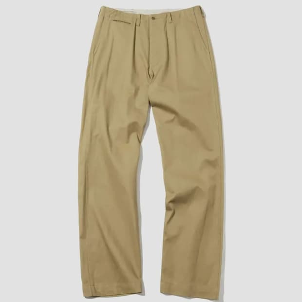 아웃스탠딩 새상품) 치노팬츠 카키색