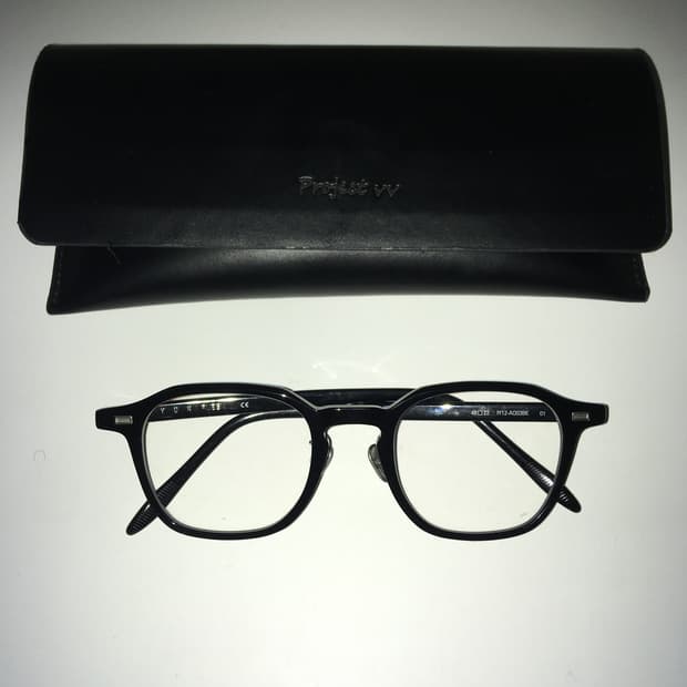 YUN 서울 뿔테 안경