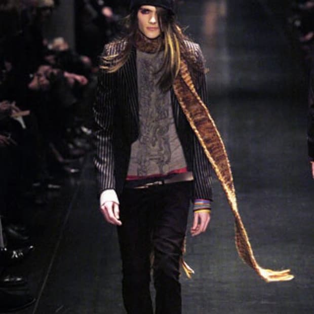 디올옴므 AW05 런웨이 컷아웃 블레이저 자켓