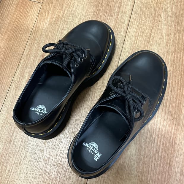 닥터마틴 1461 쿼드 220 UK3