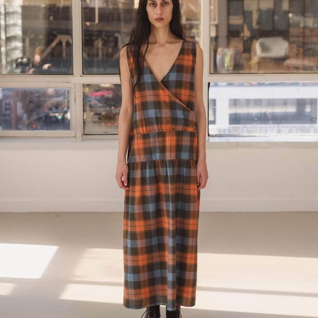 베이스레인지 Garlin top+skirt