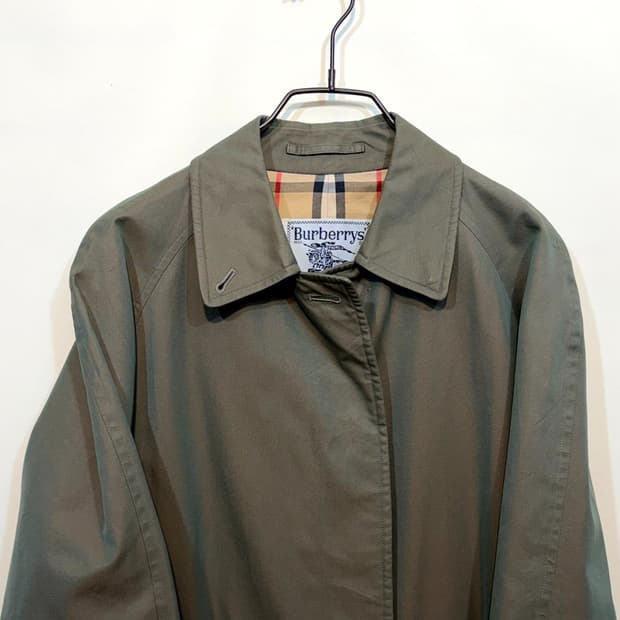 90s Burberrys Khaki Trench Coat