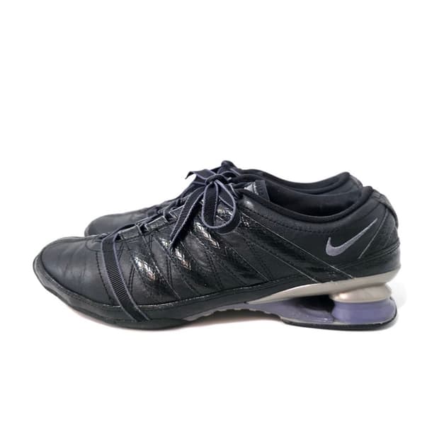 [235] 나이키 샥스 AM 블랙