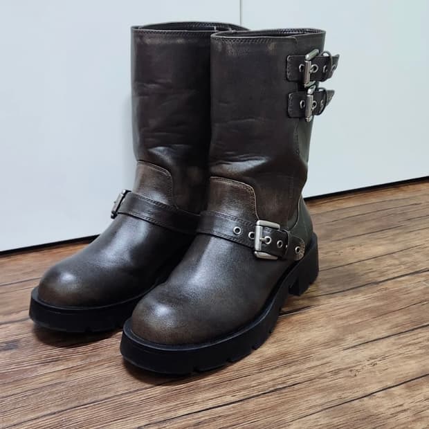 자라 버클 바이커 부츠 38