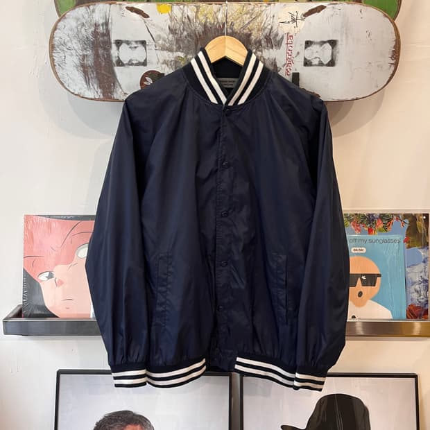 L 꼼데가르송 CDG 바시티 자켓/W2855