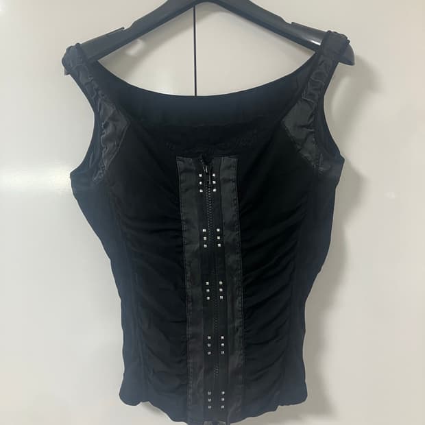 Goth Lace Sleeveless