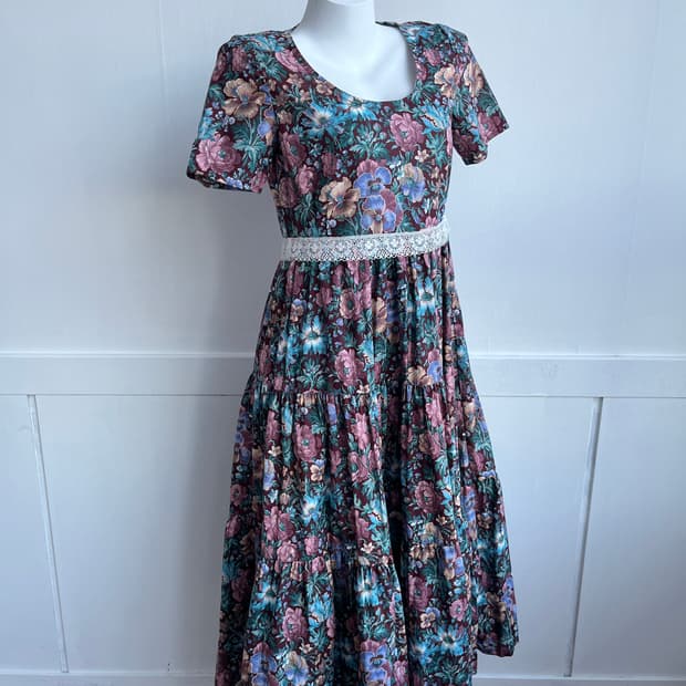 브라운 플라워 레이스 롱 원피스