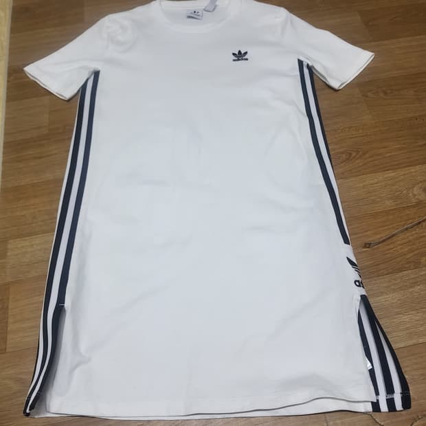 아디다스 오리지널 삼선 반팔 원피스 s 90 55