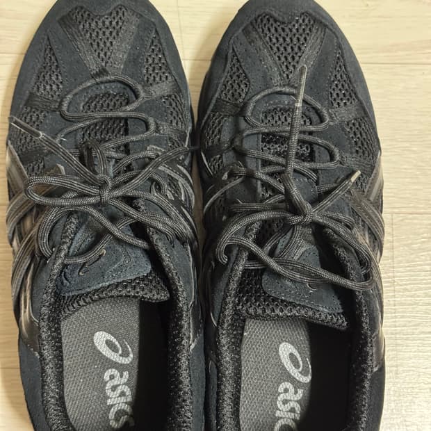 아식스 젤소노마 15-50 올블랙 285