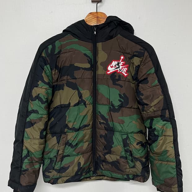 나이키 조던 카모 패딩