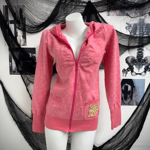 Pink leopard pattern hood zip up 