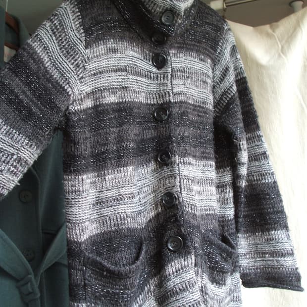 스트라이프 니트 가디건