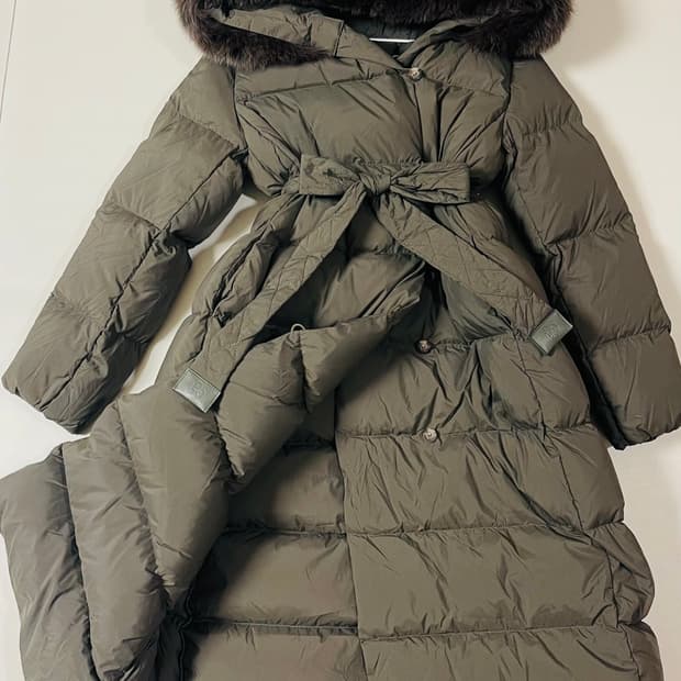 새상품)데코DECO 풍성한 천연폭스 구스다운 롱 패딩 코트 정가160만