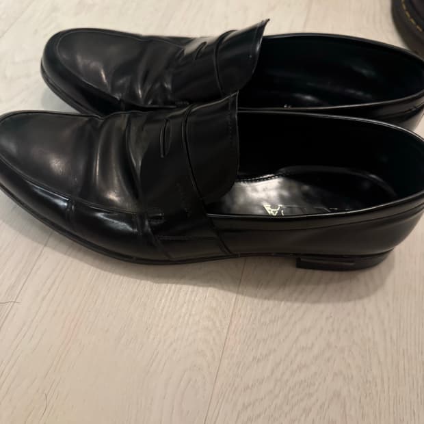프라다 로퍼 270