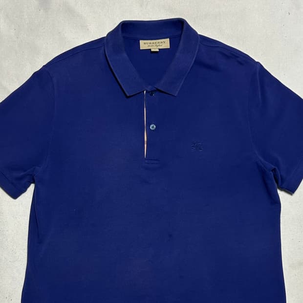 L 버버리 블루 카라 반팔 티셔츠