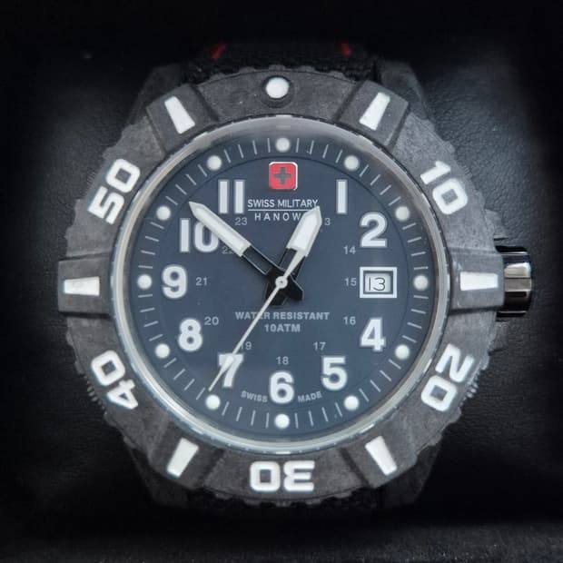 [SWISS MILITARY] 스위스 밀리터리 카본 시계