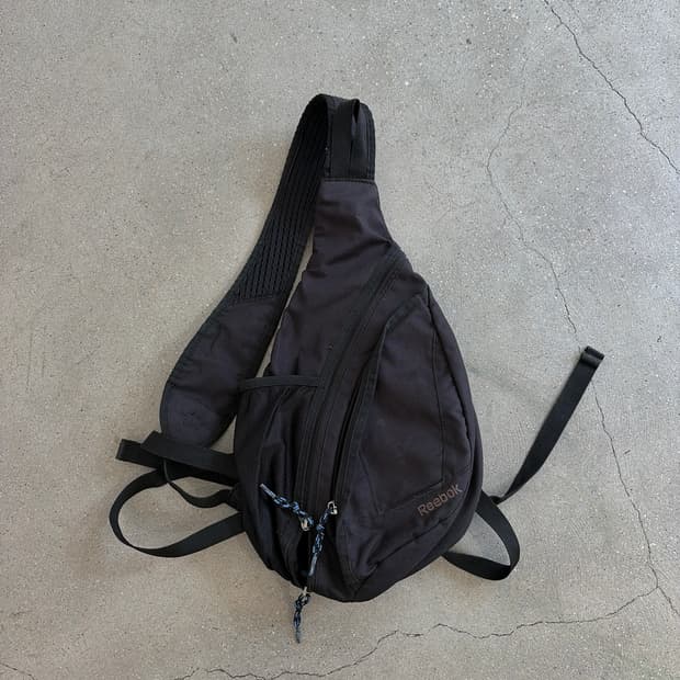 Reebok ripstop sling bag
