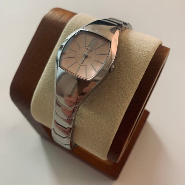 세이코 Seiko LK 쉘 실버 살구