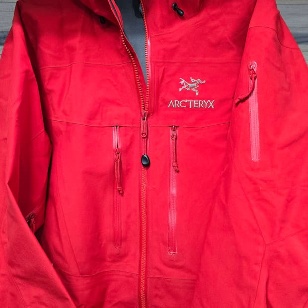 아크테릭스 알파 sv s사이즈100