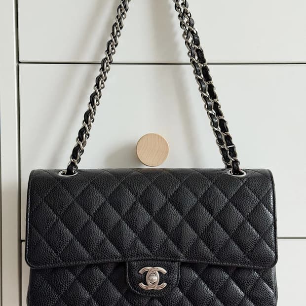 (정품)샤넬 클래식 미듐 캐비어 
