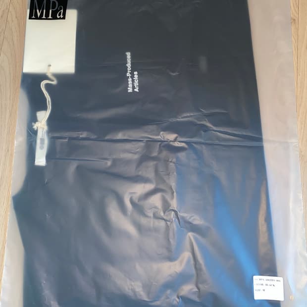 플라스틱프로덕트 MPa T-SHIRT (BLACK)