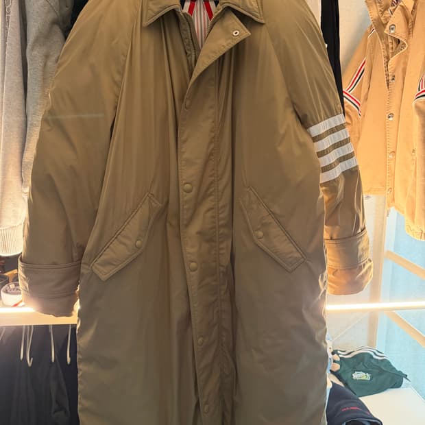 톰브라운 풋볼 폴리 트윌 4선 패딩 카키 0사이즈