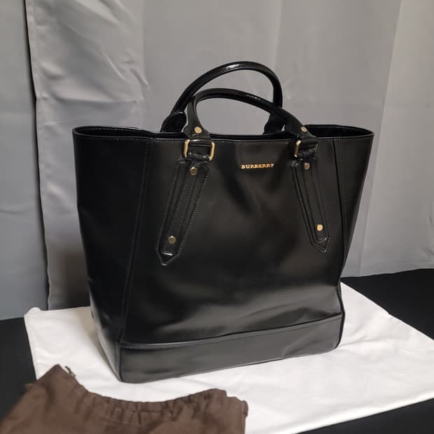 정품 버버리 토트백(디올샤넬보테가루이비통구찌셀린느생로랑발렌시아가