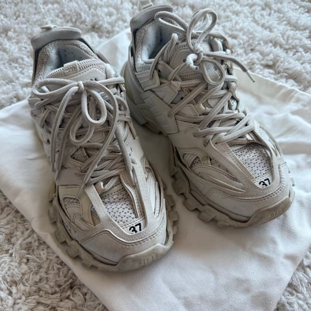 발렌시아가 트랙운동화