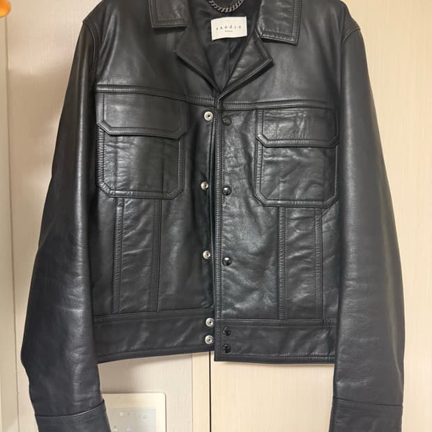 산드로 레더 자켓