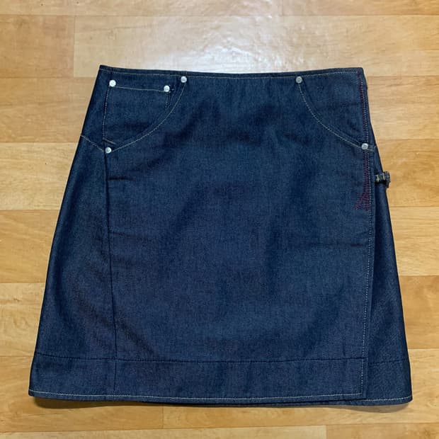 LEVIS 리바이스 엔지니어드 진 데님 랩 스커트(M 사이즈)