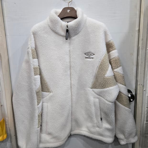 L,100,크게나옴) UMBRO 엄브로 양털 후리스 점퍼! 완젼 뜨뜻해요