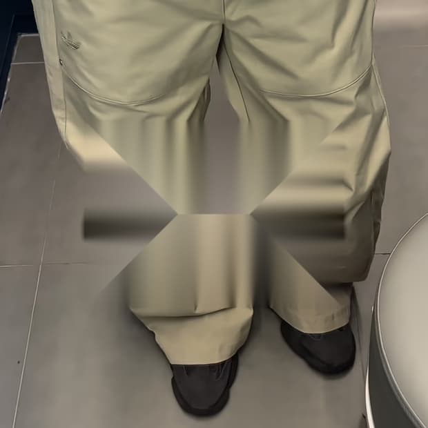 아디다스 프리미엄 에센셜 와이드 팬츠