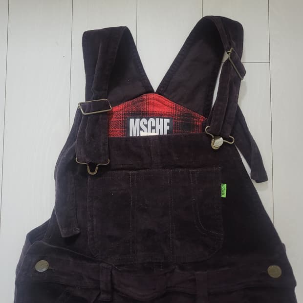 미스치프 오버롤 미디 스커트 브라운