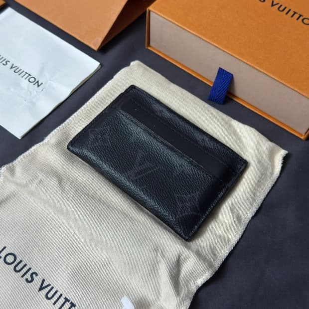 루이비통 이클립스 모노그램 카드지갑 