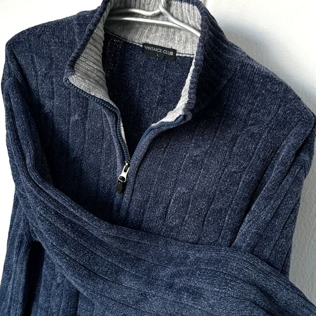 Coludy touch middle gauge knit zip top