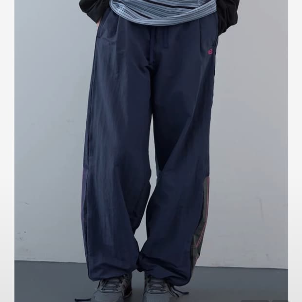 구해요)) 엔조 블루스 체크 블럭 트랙 팬츠 (Navy)