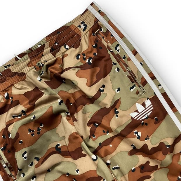 아디다스 카모 트랙팬츠 95
