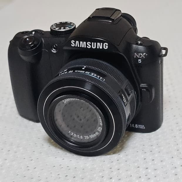 삼성 NX5 미러리스 카메라