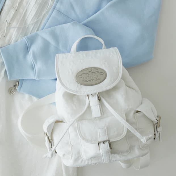 [백팩] 라츠유 백팩 화이트 (권은비 착용)