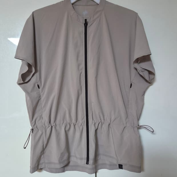 코오롱스포츠 여성 반팔 집업/사이즈95