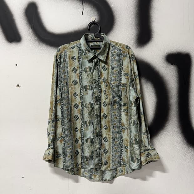 VTG 빈티지 뮤트톤 에스닉 풀패턴 원 포켓 긴팔 셔츠