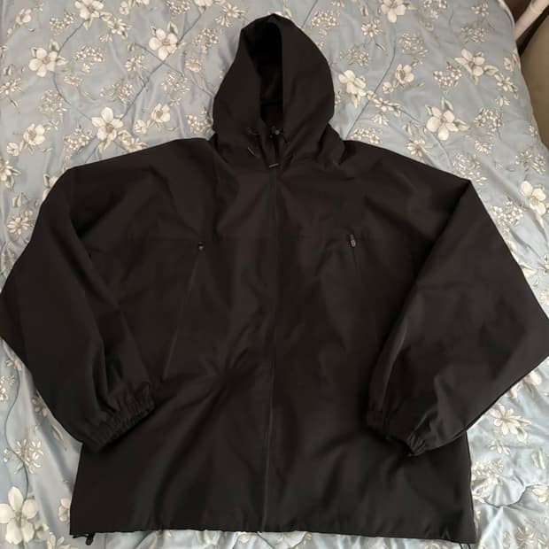 고프코어 바람막이