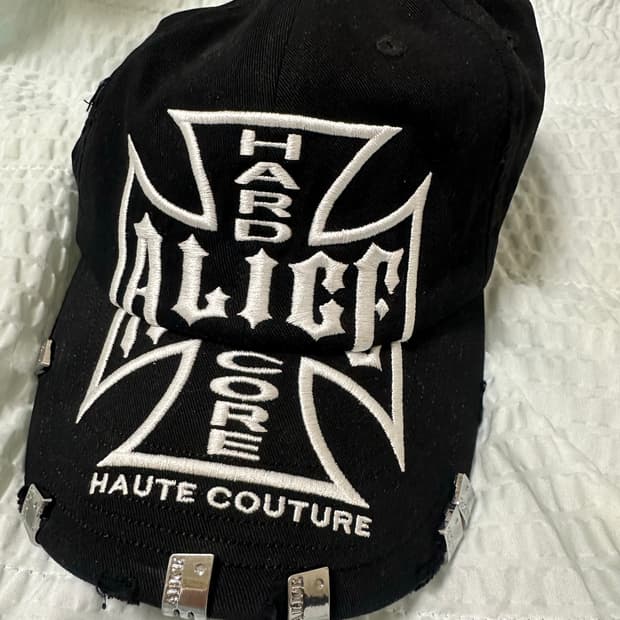 앨리스 할리우드 볼캡