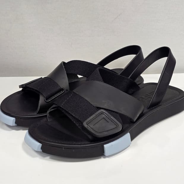 Camper sandasl 43