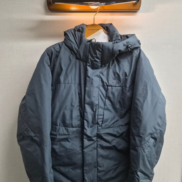 새제품 XL) NEPA 네파 윈드스토퍼 구스다운 패딩 팝니다