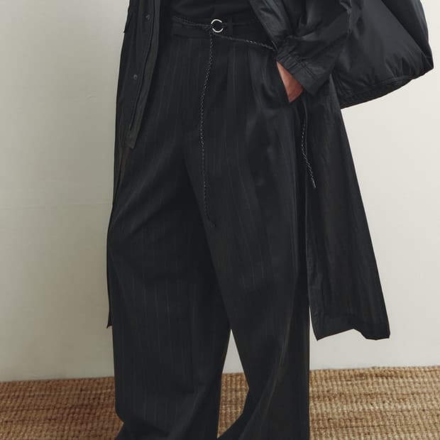 YOUTH 유스  Side Tape Trousers Black Strip