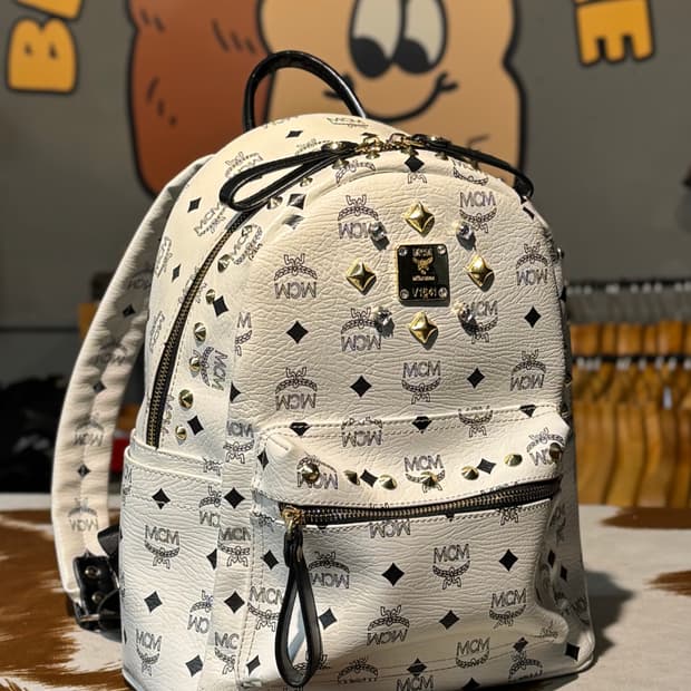 MCM 비세토스 스타크 백팩 화이트 (OS)