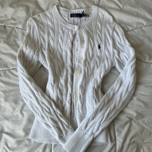 폴로 화이트 가디건